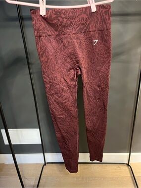 2PCS! Gymshark Cherry Purple Adapt Animal Seamless Leggings and Sport Bra Set